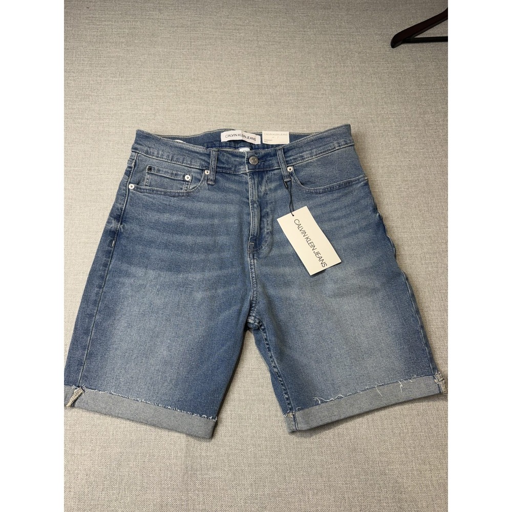 Calvin Klein Jeans Straight Denim Shorts Mens 32 Newton Light Blue Raw Hem NWT